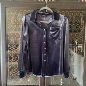 Beautiful velvet top